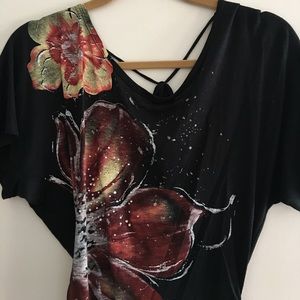 ✔️ LAST CHANCE ITEM!! Floral Print Scoop-back Tee